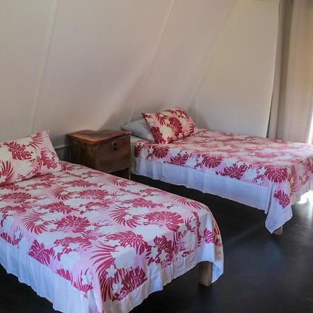 Hostal Vaihere Hanga Roa Exterior photo